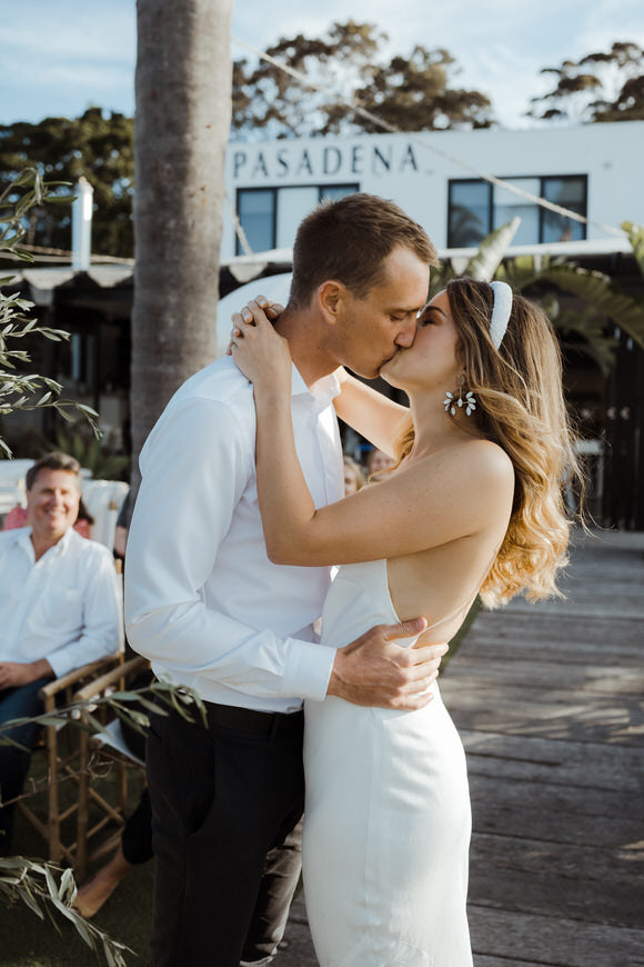 bride and groom wedding northern beaches Pasadena